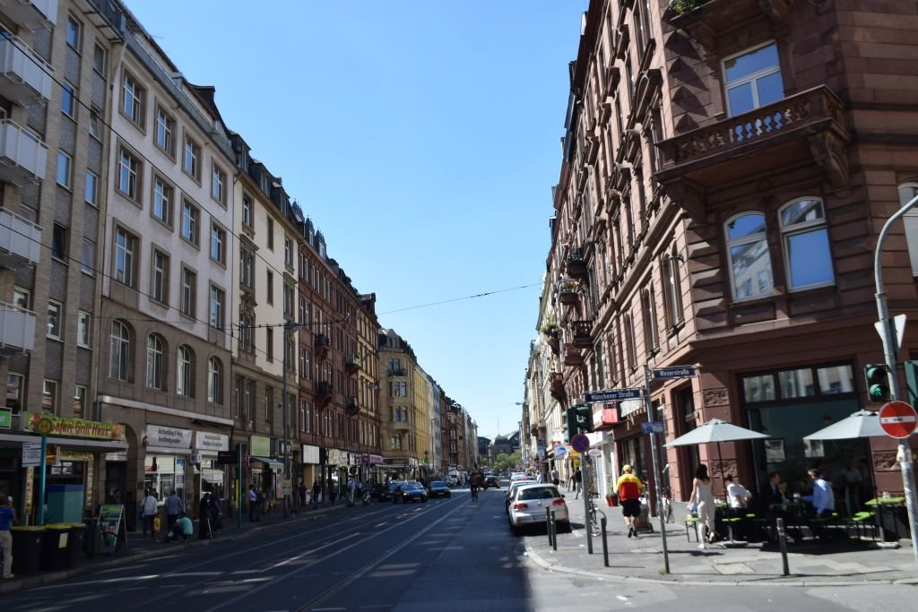 City-Residence: Moderne 2 Zimmer-Wohnung in Mainnähe - Photo 3