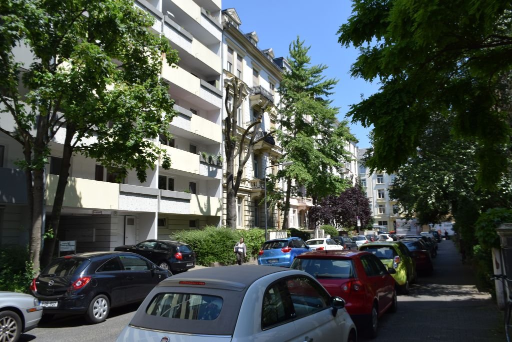 City-Residence: Große 3-Zimmer-Wohnung mit Balkon und 2 Schlafzimmern in bester Westend-Lage - Photo 4