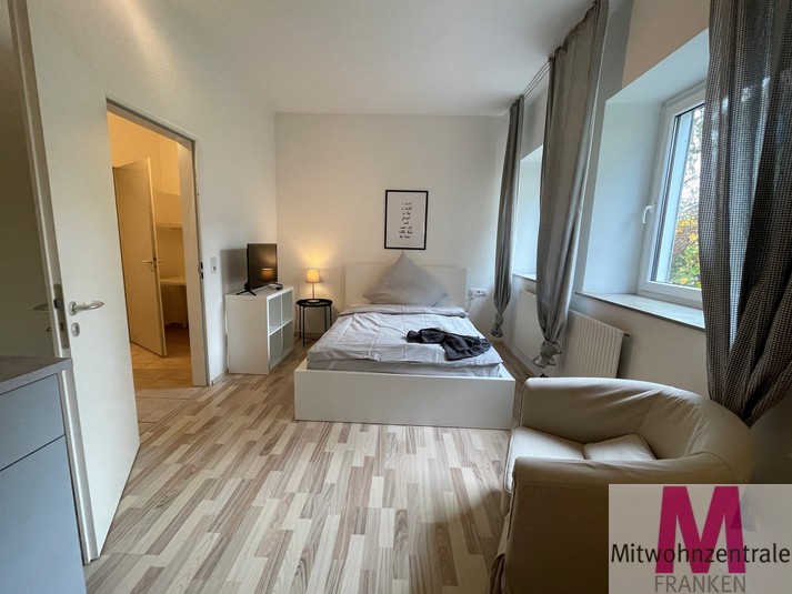 Gepflegte neu möblierteWohnung in zentraler Lage - Photo 1