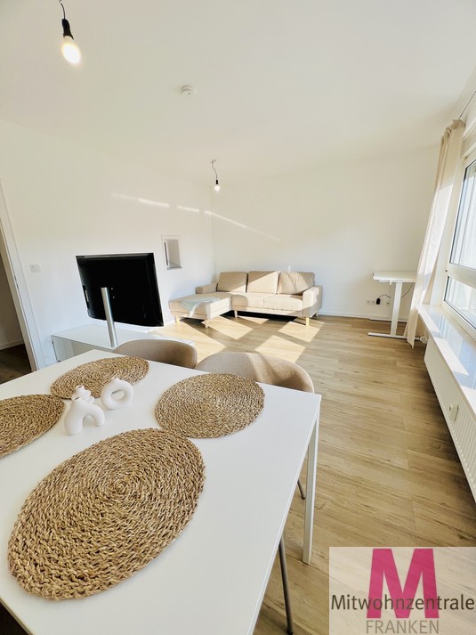 Stilvoll möblierte und frisch renovierte 2-Zimmerwohnung - Foto 2