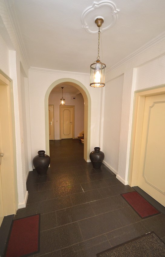 City-Residence: Individuell möbliertes Apartment in zentraler Lage - Photo 3