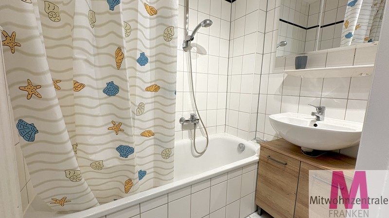 Modern möbliertes Apartment im Herzen der Altstadt - Photo 4