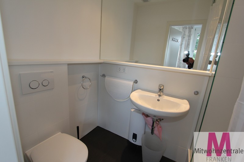 Apartment mit gehobener Komplettausstattung am Nürnberger Hafen - Foto 1