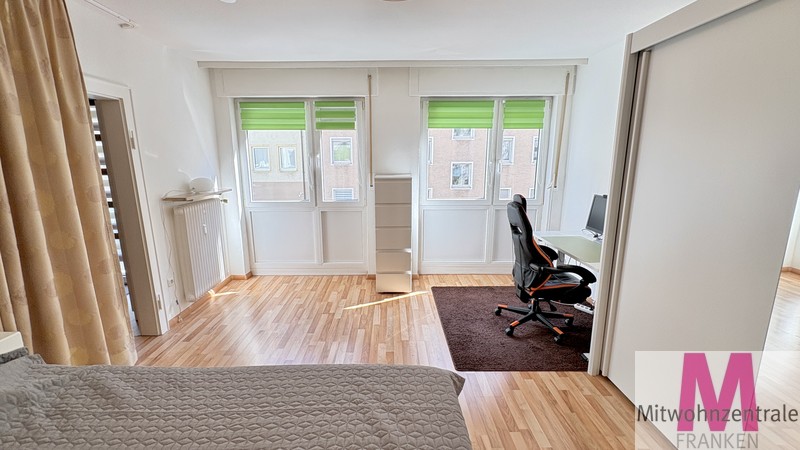 Stilvolle 2-Zimmer-Wohnung mit Balkon, moderner Einbauküche und neuem Bad in Nürnberg - Foto 3