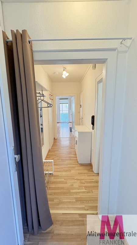 Stilvolle 2-Zimmer-Wohnung mit Balkon, moderner Einbauküche und neuem Bad in Nürnberg - Foto 1