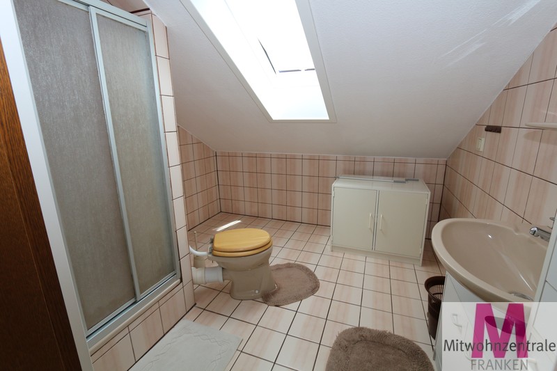 Schönes Zimmer mit Balkon - Photo 4