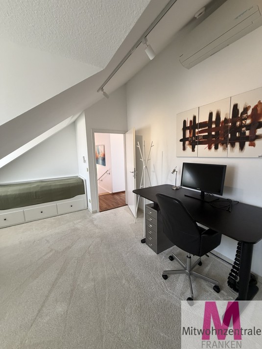 Klimatisierte Maisonett-Wohnung über den Dächern von Nürnberg - Photo 4