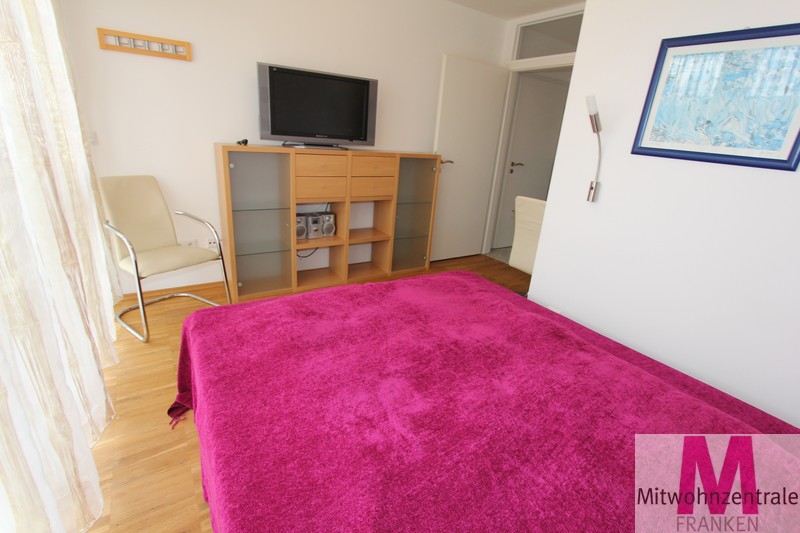 Lichtdurchflutete und schicke Maisonettewohnung mit Blick auf den Südstadtpark - Foto 2