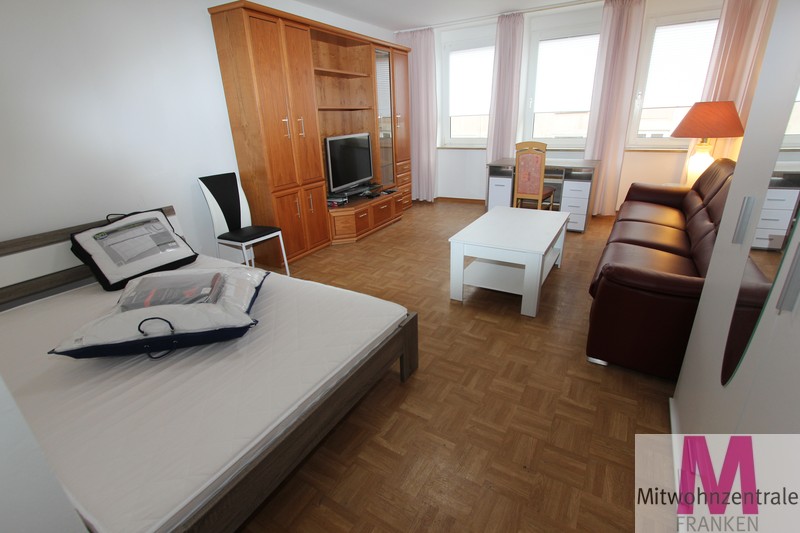 Schöne Wohnung mit Balkon im Herzen der Altstadt - Foto 3