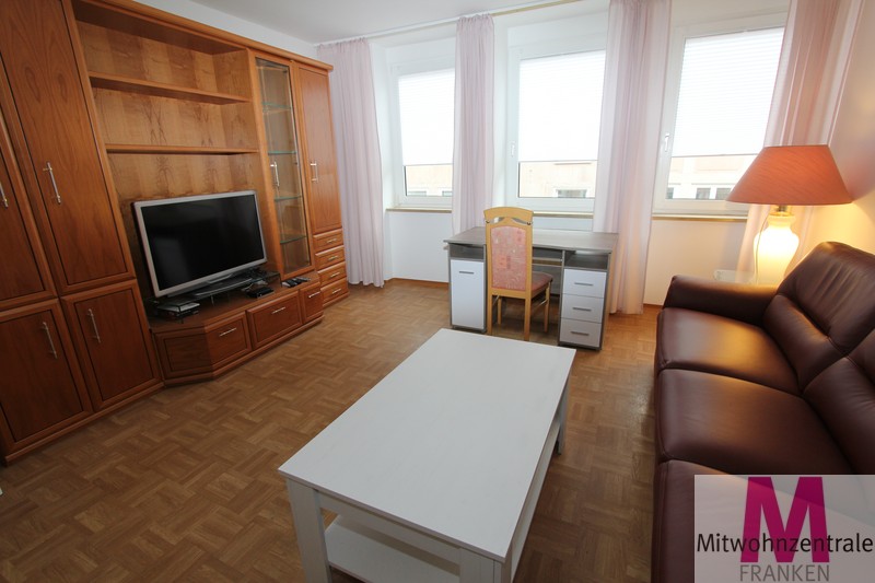 Schöne Wohnung mit Balkon im Herzen der Altstadt - Foto 1