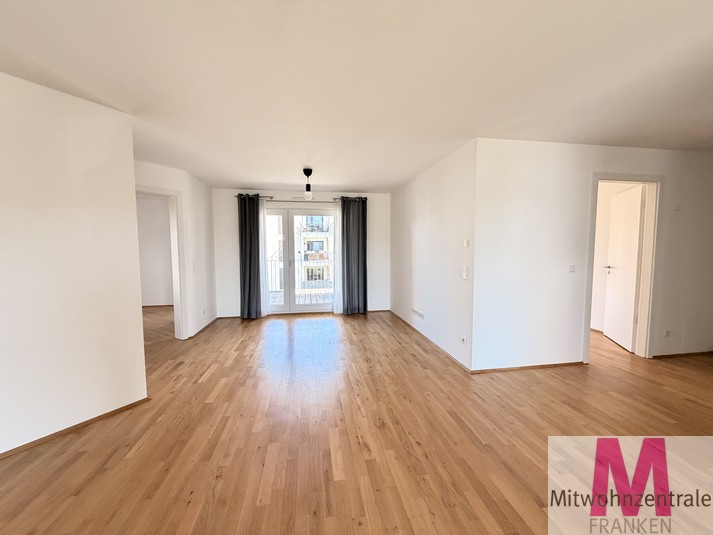 Moderne 3,5-Zimmer-Wohnung mit hochwertiger Ausstattung, Balkon und TG-Stellplatz mit Wallbox in Bestlage von Nürnberg - Photo 5