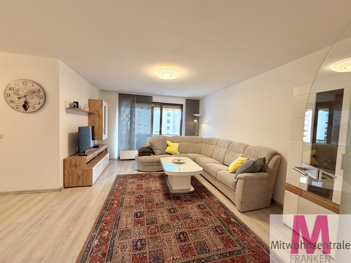 MÖBLIERT! Modern möblierte 3 Zimmer Wohnung mit hellem Wohnzimmer und großzügigem Balkon - Photo 1
