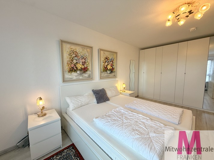 MÖBLIERT! Modern möblierte 3 Zimmer Wohnung mit hellem Wohnzimmer und großzügigem Balkon - Photo 5