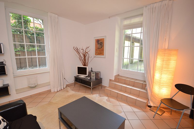 City-Residence: Schön möbliertes Apartment in Sachsenhausen mit kleiner Terrasse - Photo 2