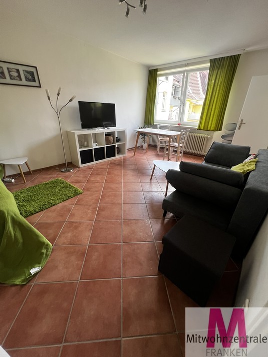 Helle Wohnung mit moderner Möblierung - Photo 2