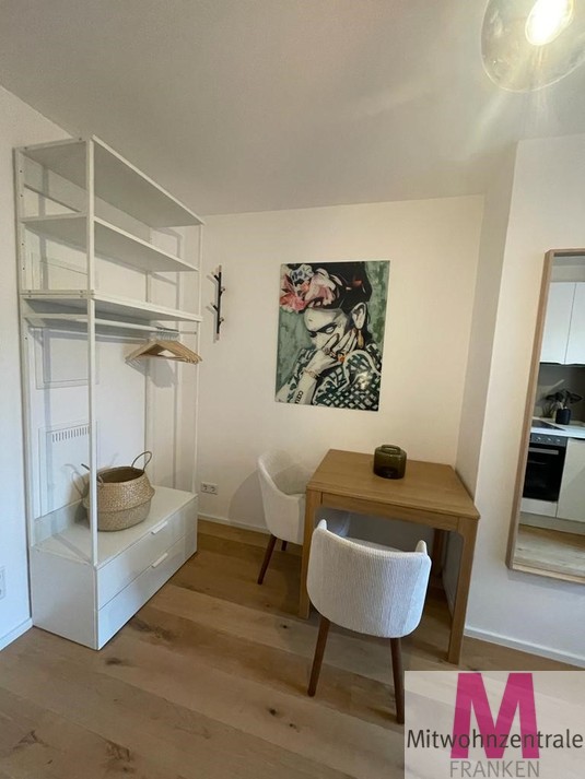 Hochwertig Möbliertes Design Appartment mit EBK,Solarheizung - nähe Herzo Shuttle - Foto 5