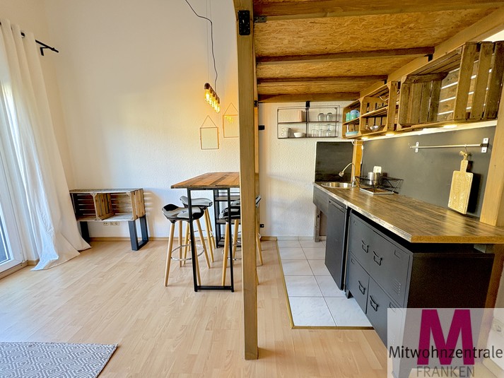 Helle Wohnung mit großem Balkon - Foto 4