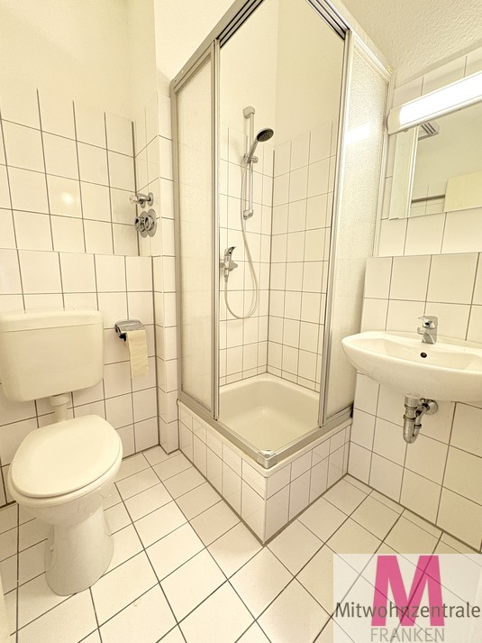 Helle Wohnung mit großem Balkon - Foto 5