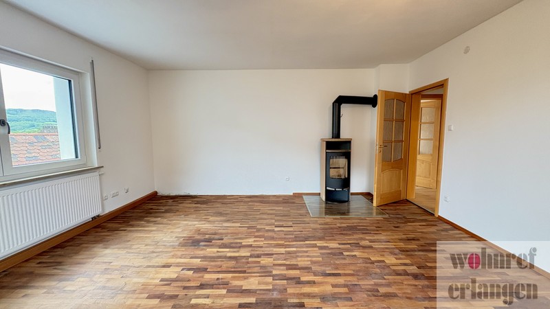 Renovierte, lichtdurchflutete 4-Zimmer-Wohnung in Forchheim - Foto 2