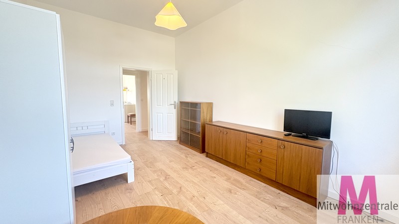 Modernes WG-Zimmer in zentraler Lage - Foto 1