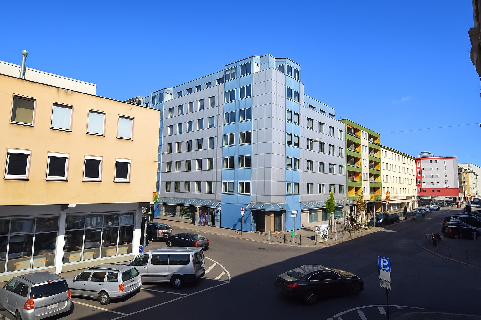 City-Residence: Modern eingerichtete 1-Zimmer-Wohnung in zentraler City-Lage - Photo 2
