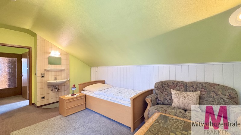 Schönes Zimmer mit Balkon - Foto 2