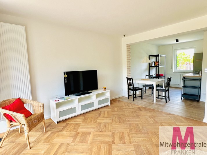 Modernes Wohnen mit Garten – Stilvoll möblierte 2-Zimmerwohnung in zentraler Lage Nürnbergs - Photo 1