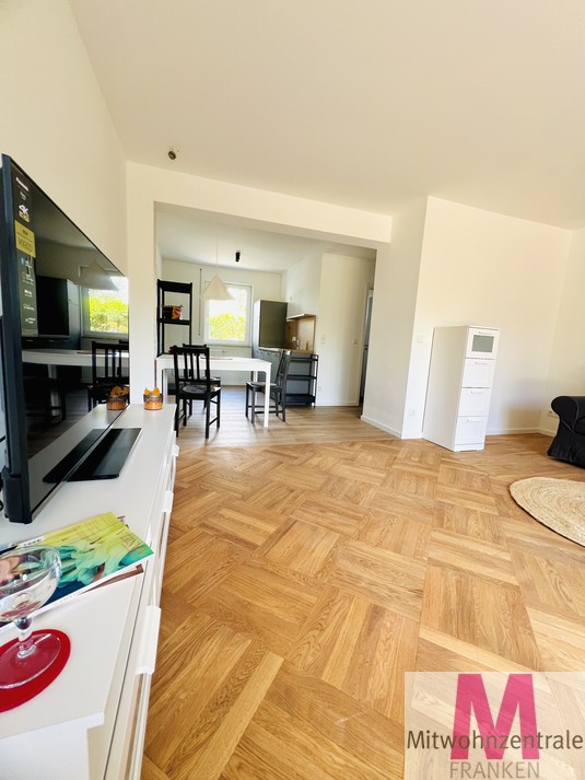Modernes Wohnen mit Garten – Stilvoll möblierte 2-Zimmerwohnung in zentraler Lage Nürnbergs - Photo 4