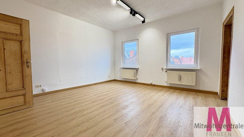 Lichtdurchflutetes WG-Zimmer in zentraler Lage - Foto 1