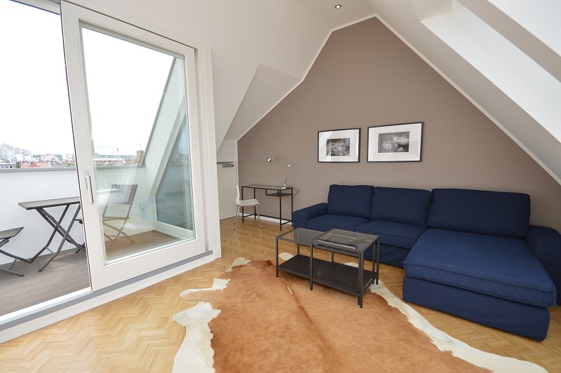 City-Residence: Tolle DG-Maisonette mit Süd-Balkon und Skylineblick - Foto 3