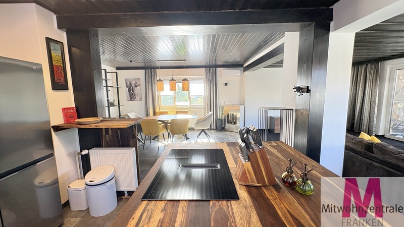 Möbliertes Einfamilienhaus mit Garten, Whirlpool und gehobener Ausstattung in Feucht - Foto 4